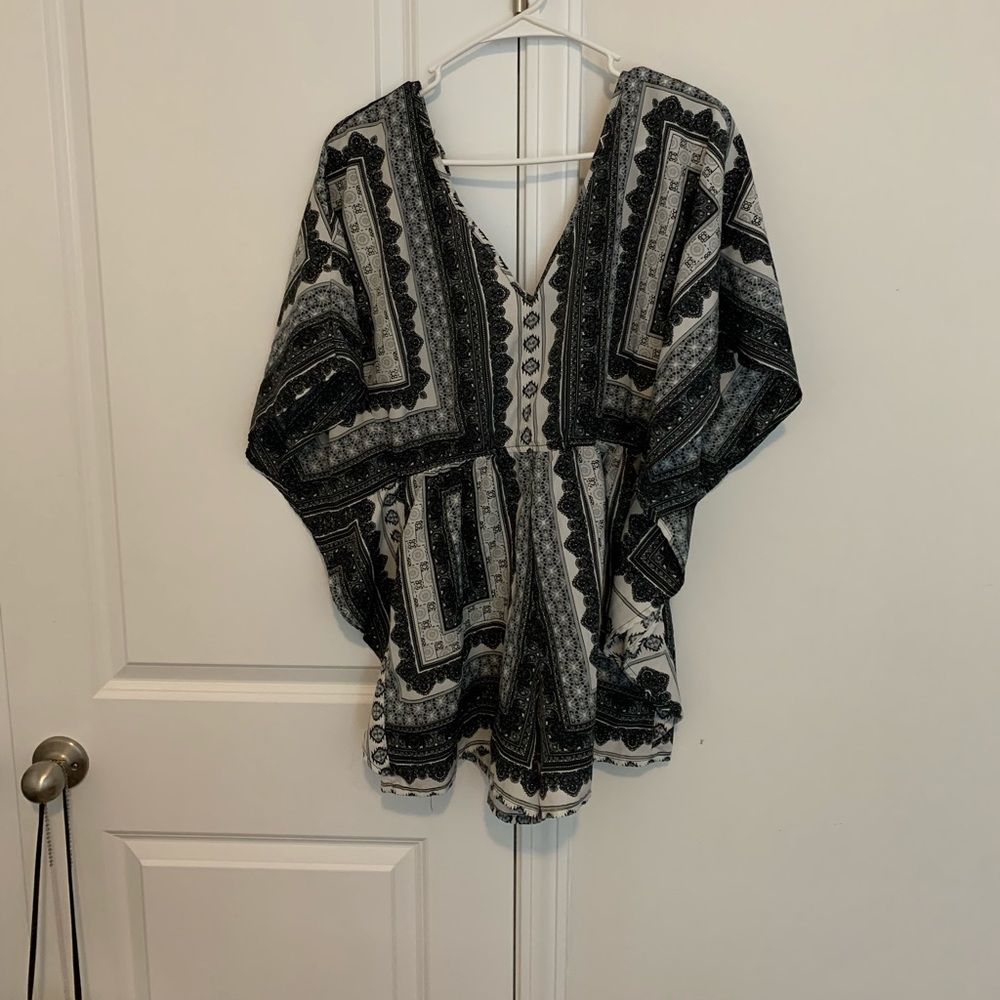 Romper. Rue 21. Great condition size small.